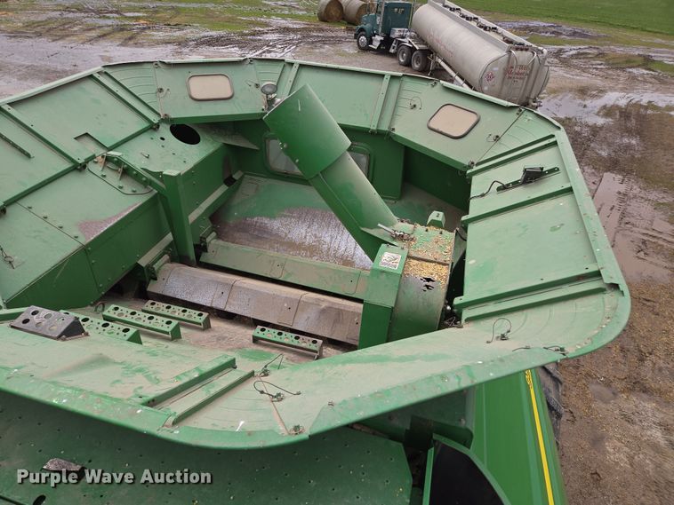 image for item DP6200 2007 John Deere 9860 STS RWA combine