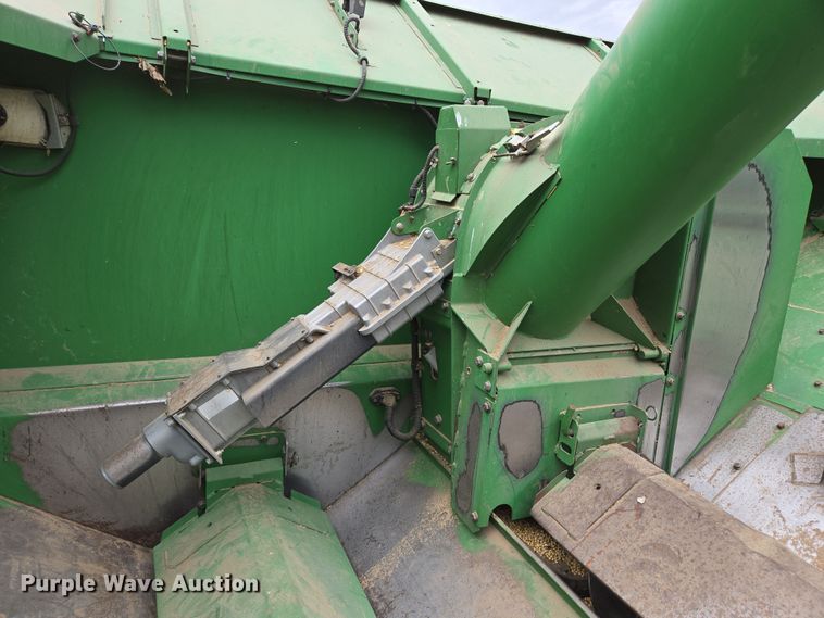 image for item DP6200 2007 John Deere 9860 STS RWA combine