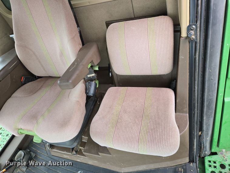 image for item DP6200 2007 John Deere 9860 STS RWA combine