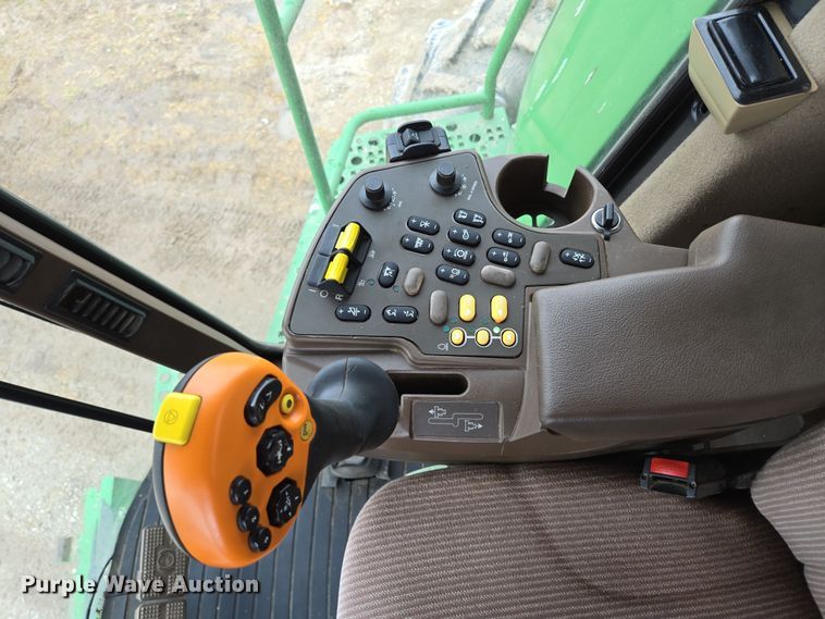 image for item DP6200 2007 John Deere 9860 STS RWA combine