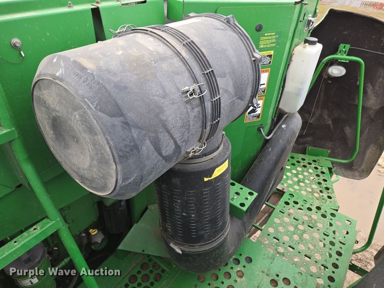 image for item DP6200 2007 John Deere 9860 STS RWA combine