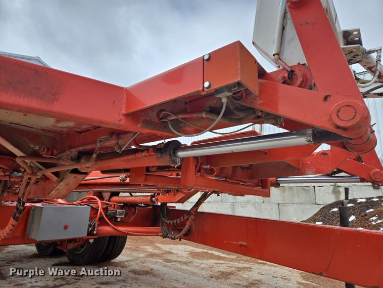 image for item DP6201 Mountain View Equipment MVE 4010 bale stacker