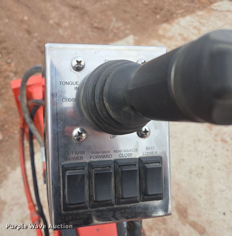 image for item DP6201 Mountain View Equipment MVE 4010 bale stacker