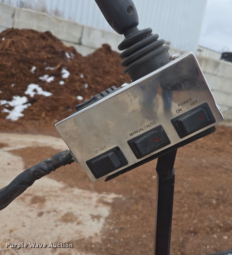 image for item DP6201 Mountain View Equipment MVE 4010 bale stacker