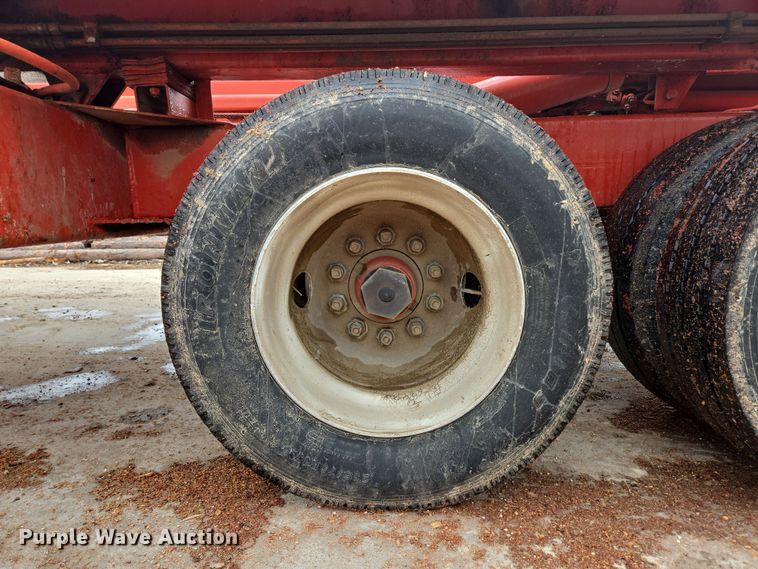 image for item DP6201 Mountain View Equipment MVE 4010 bale stacker