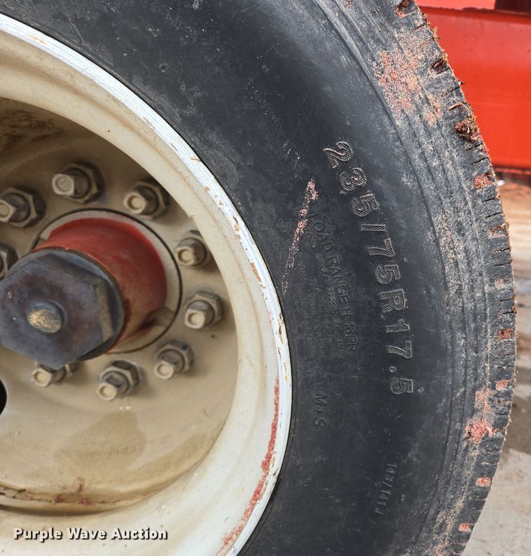 image for item DP6201 Mountain View Equipment MVE 4010 bale stacker