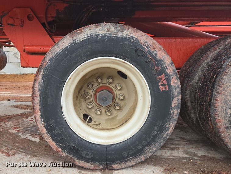 image for item DP6201 Mountain View Equipment MVE 4010 bale stacker