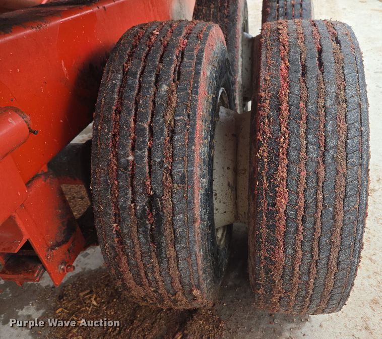 image for item DP6201 Mountain View Equipment MVE 4010 bale stacker