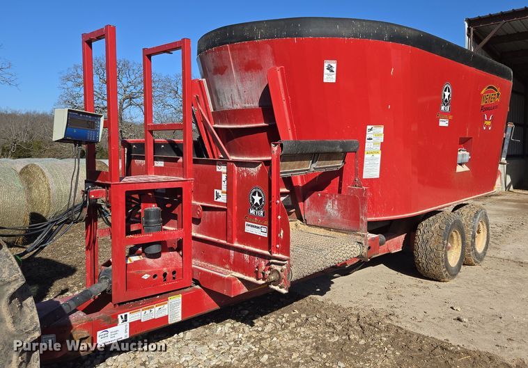 image for item DP6210 2020 Meyer F585 feed grinder/mixer