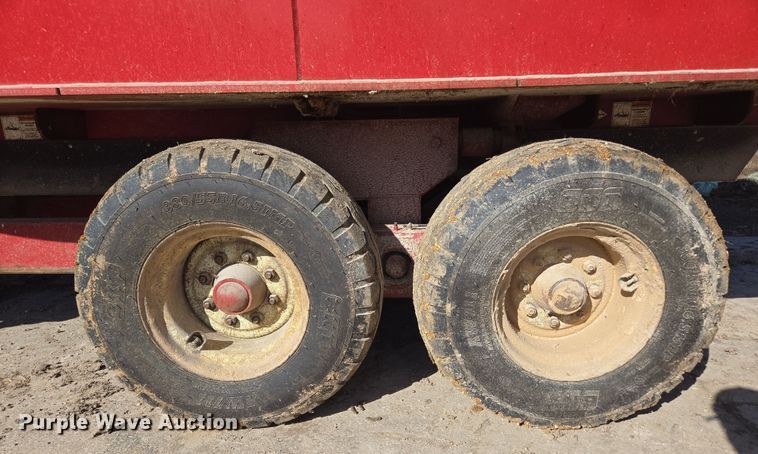 image for item DP6210 2020 Meyer F585 feed grinder/mixer