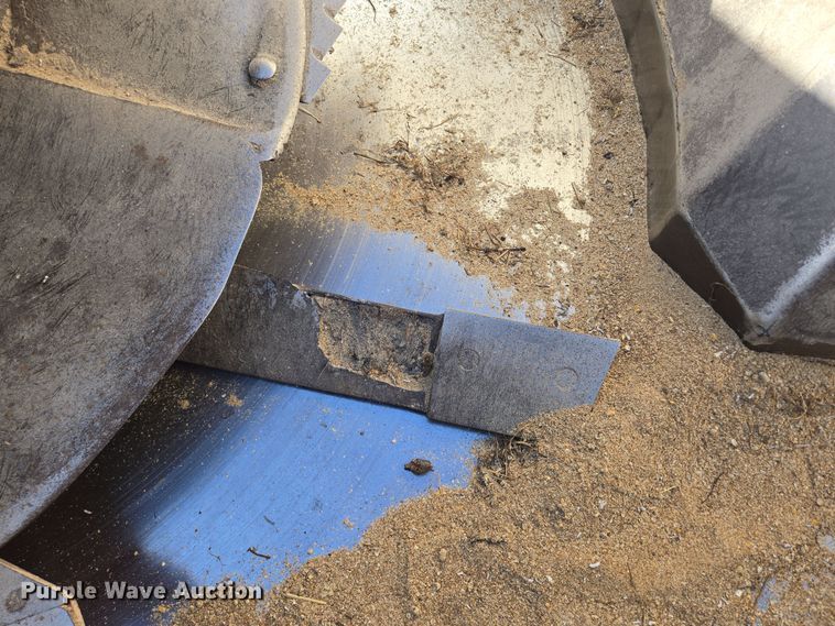 image for item DP6210 2020 Meyer F585 feed grinder/mixer