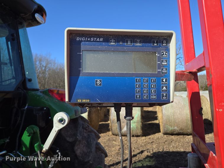 image for item DP6210 2020 Meyer F585 feed grinder/mixer