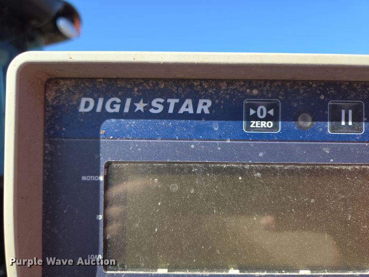 image for item DP6210 2020 Meyer F585 feed grinder/mixer