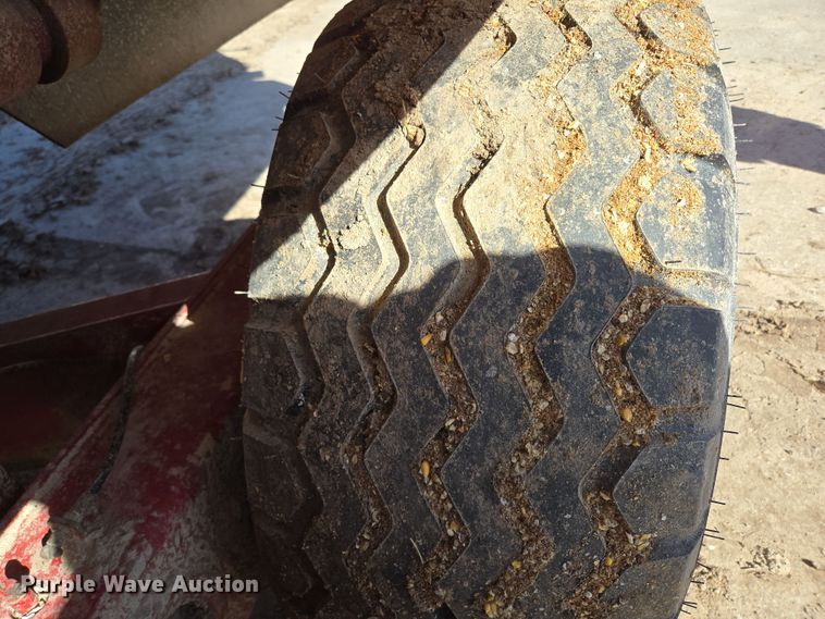 image for item DP6210 2020 Meyer F585 feed grinder/mixer