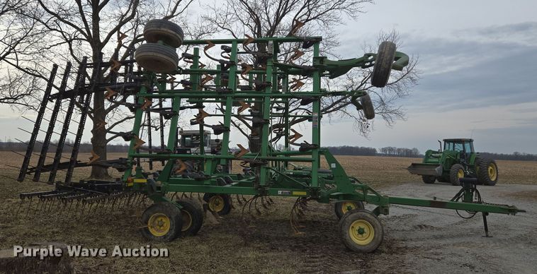 image for item DS5296 John Deere 2210 field cultivator