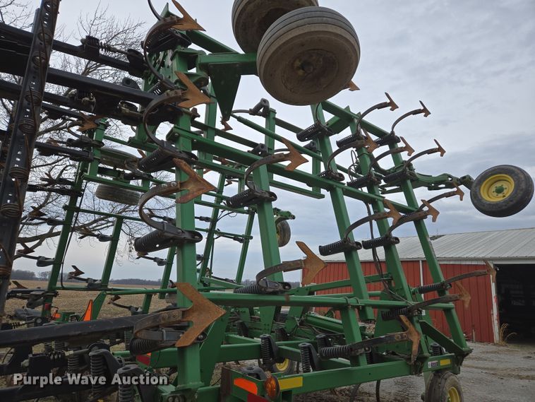 image for item DS5296 John Deere 2210 field cultivator