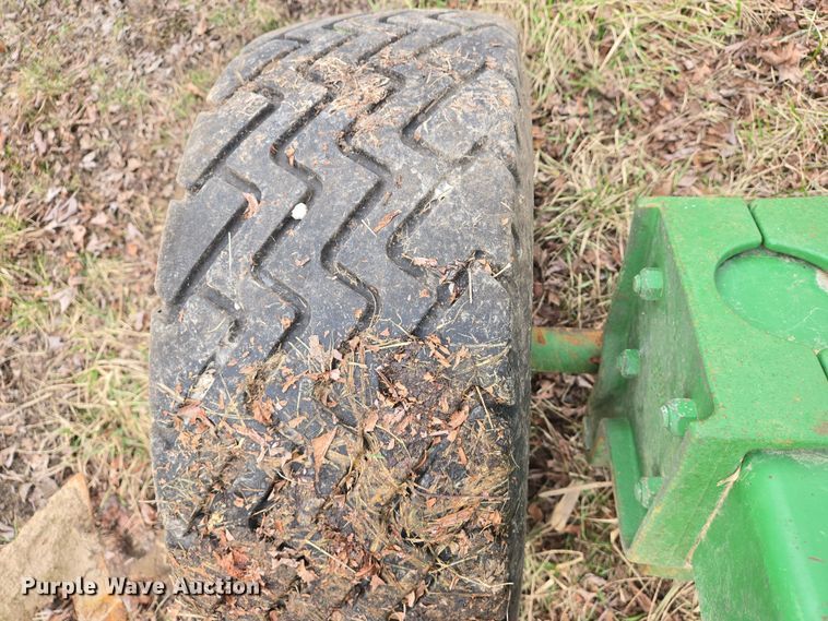 image for item DS5296 John Deere 2210 field cultivator