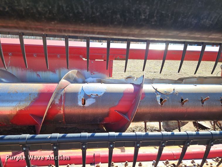 image for item DT7626 1998 Case 1020 30' H03JC flex head