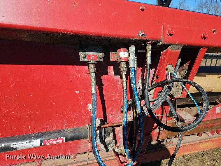 image for item DT7626 1998 Case 1020 30' H03JC flex head