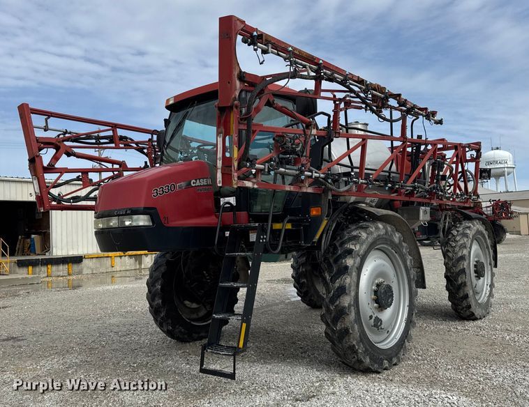 image for item DU3358 2012 Case IH Patriot 3330 sprayer