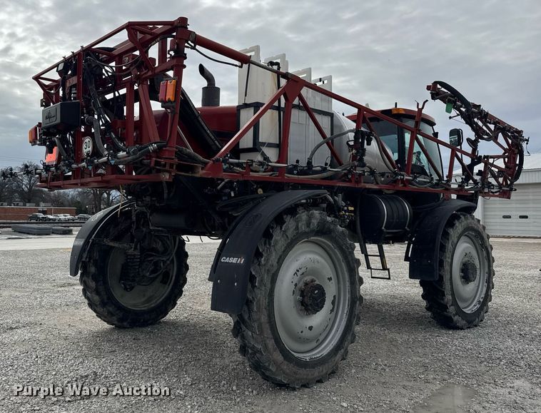 image for item DU3358 2012 Case IH Patriot 3330 sprayer