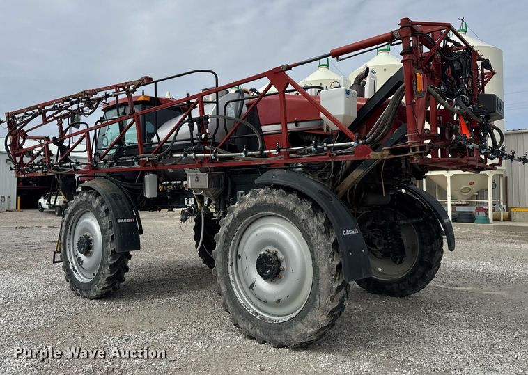image for item DU3358 2012 Case IH Patriot 3330 sprayer