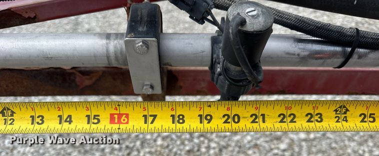 image for item DU3358 2012 Case IH Patriot 3330 sprayer