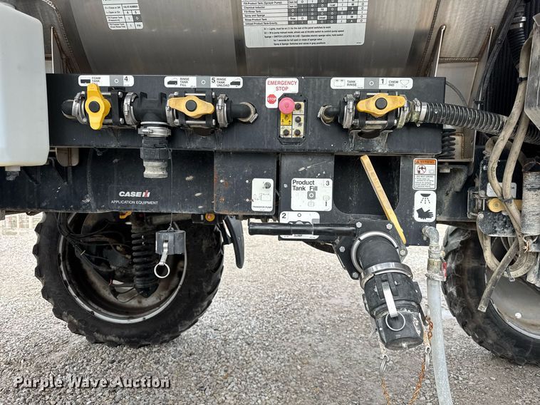 image for item DU3358 2012 Case IH Patriot 3330 sprayer