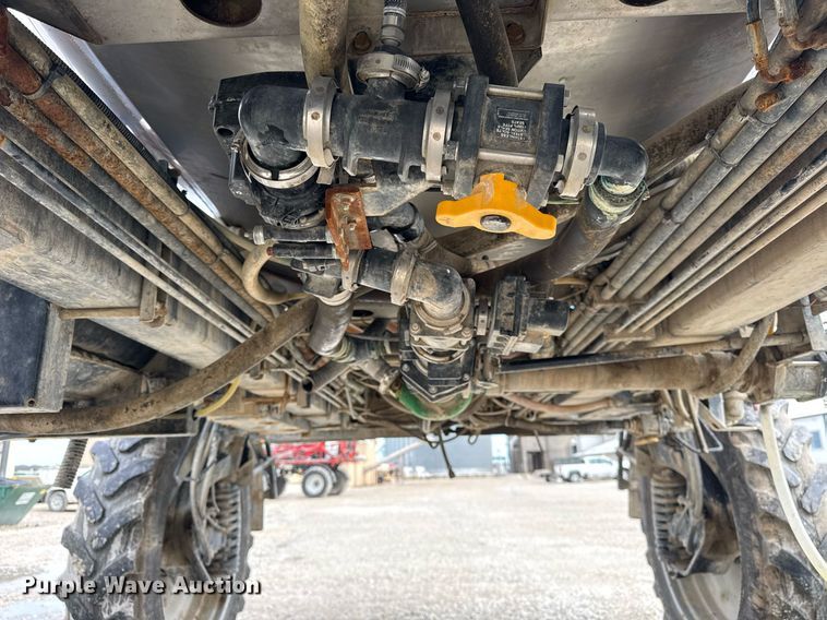 image for item DU3358 2012 Case IH Patriot 3330 sprayer