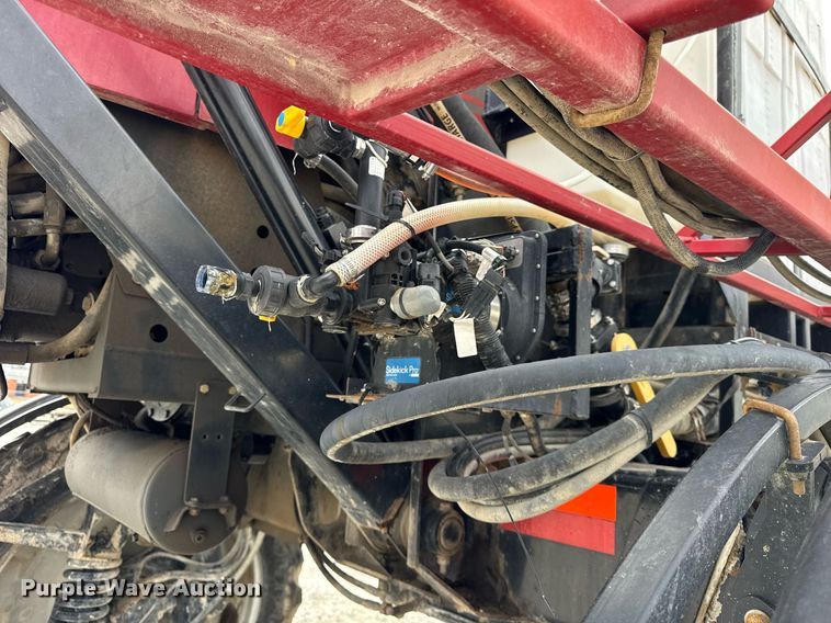 image for item DU3358 2012 Case IH Patriot 3330 sprayer