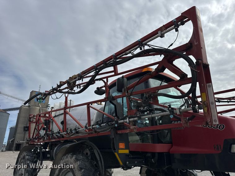 image for item DU3358 2012 Case IH Patriot 3330 sprayer