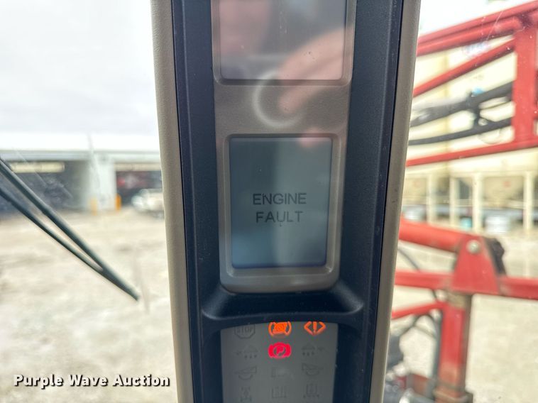 image for item DU3358 2012 Case IH Patriot 3330 sprayer