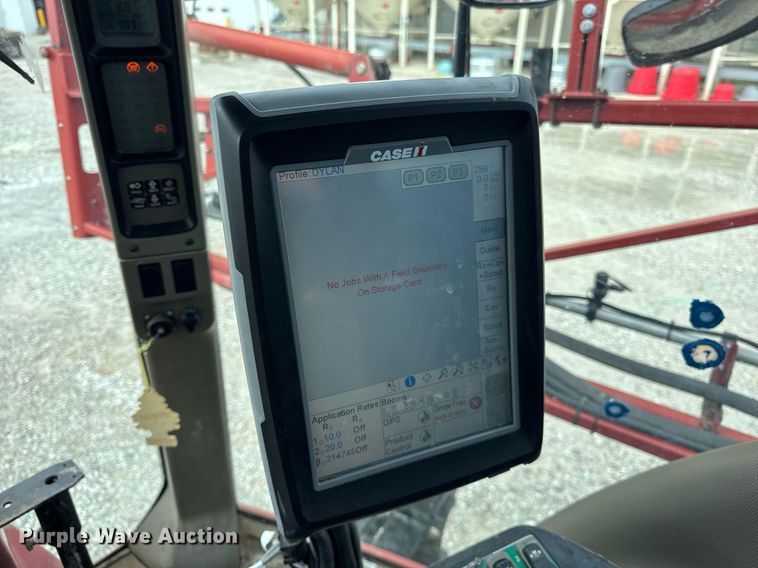 image for item DU3358 2012 Case IH Patriot 3330 sprayer