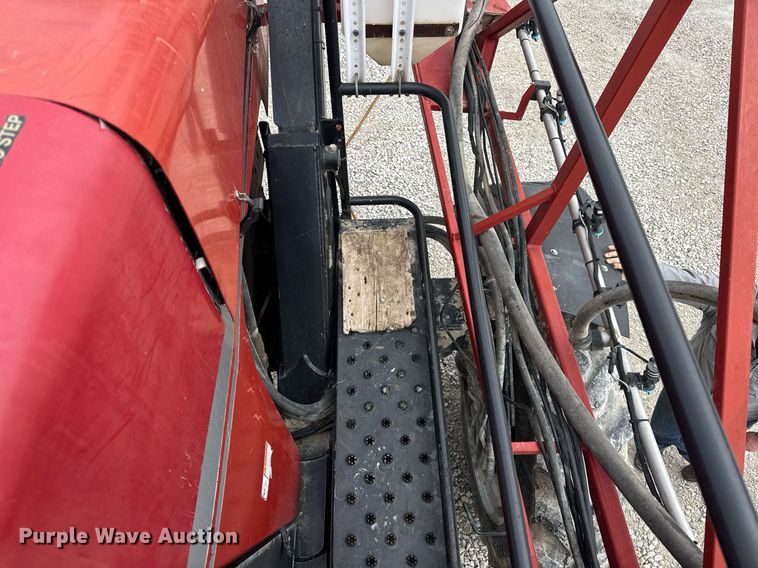 image for item DU3358 2012 Case IH Patriot 3330 sprayer