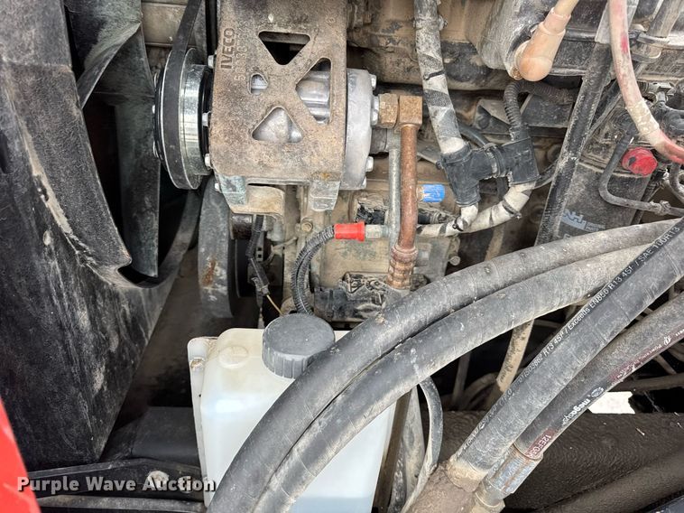 image for item DU3358 2012 Case IH Patriot 3330 sprayer