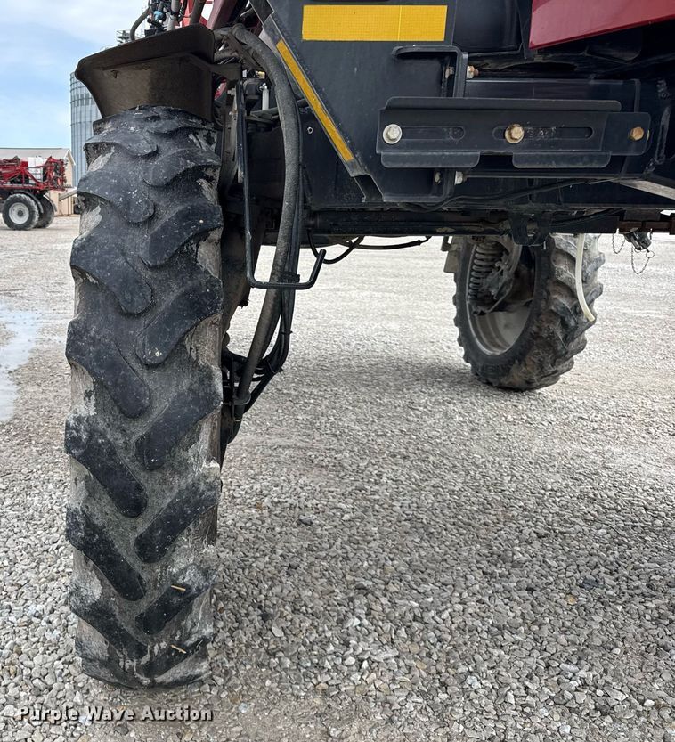 image for item DU3358 2012 Case IH Patriot 3330 sprayer