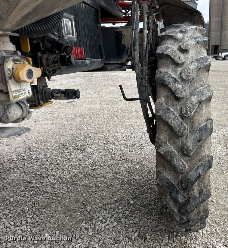 image for item DU3358 2012 Case IH Patriot 3330 sprayer