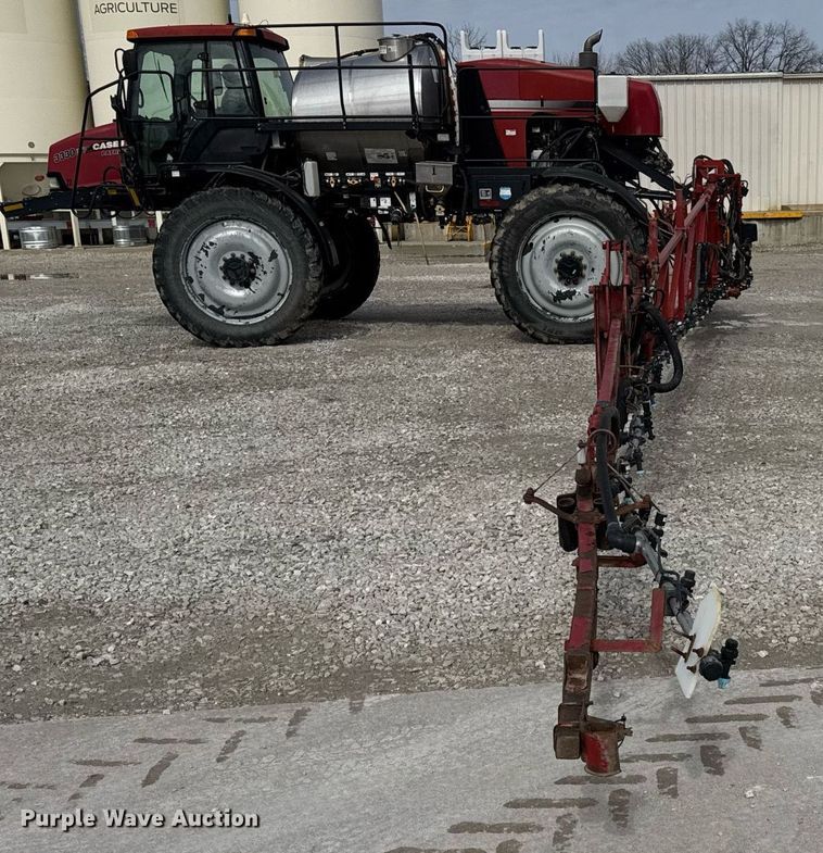image for item DU3359 2013 Case IH Patriot 3330 sprayer