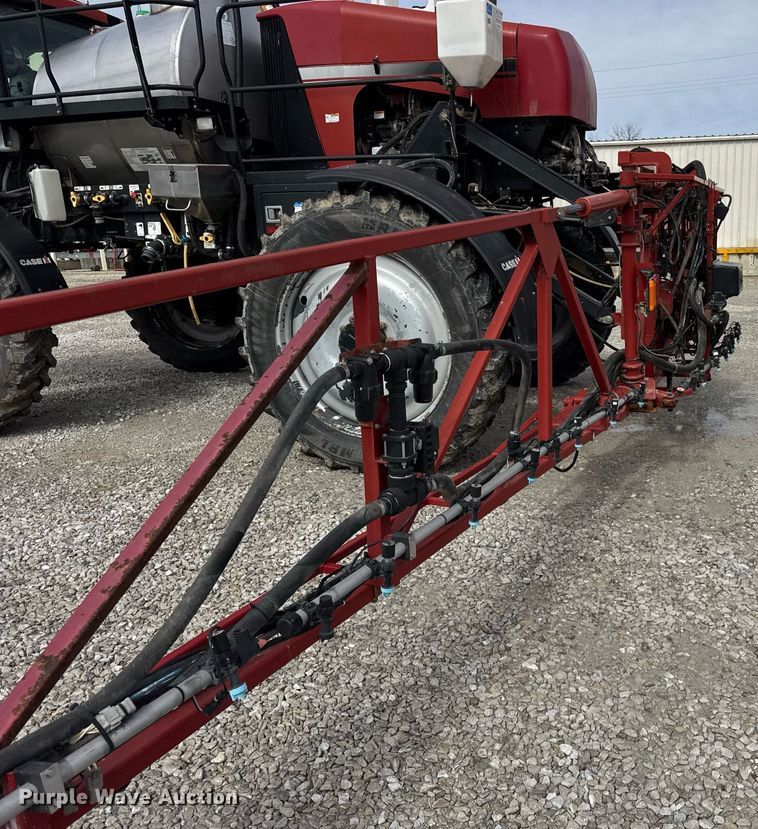 image for item DU3359 2013 Case IH Patriot 3330 sprayer