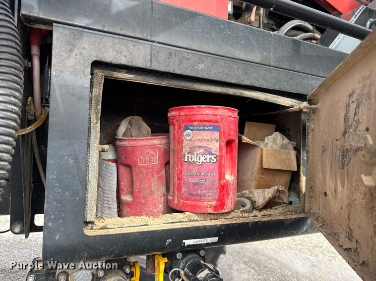 image for item DU3359 2013 Case IH Patriot 3330 sprayer