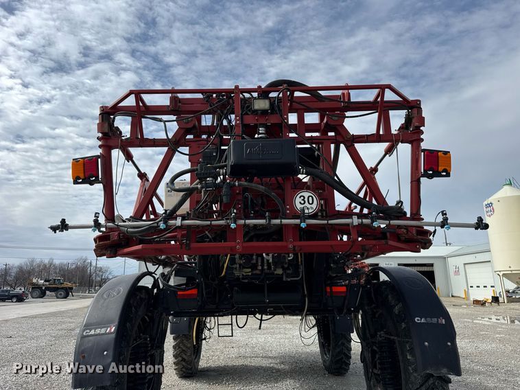 image for item DU3359 2013 Case IH Patriot 3330 sprayer