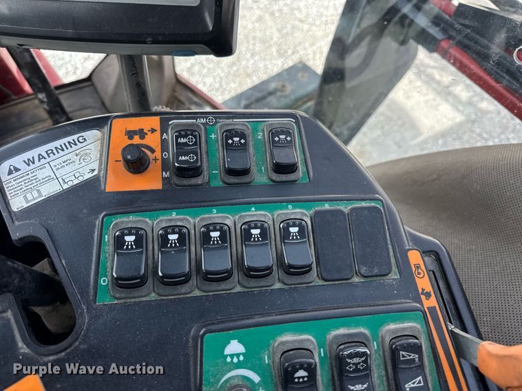 image for item DU3359 2013 Case IH Patriot 3330 sprayer