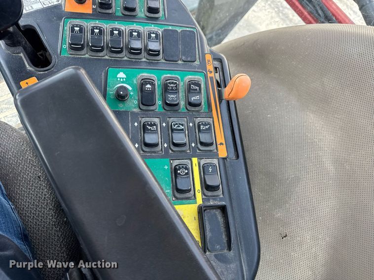 image for item DU3359 2013 Case IH Patriot 3330 sprayer