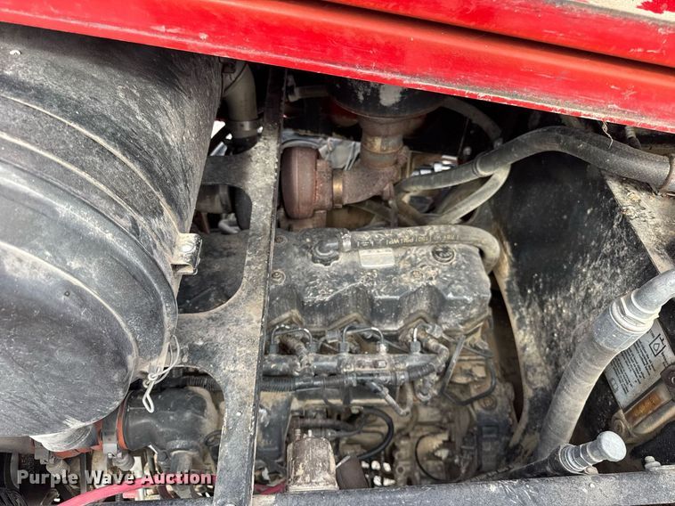 image for item DU3359 2013 Case IH Patriot 3330 sprayer