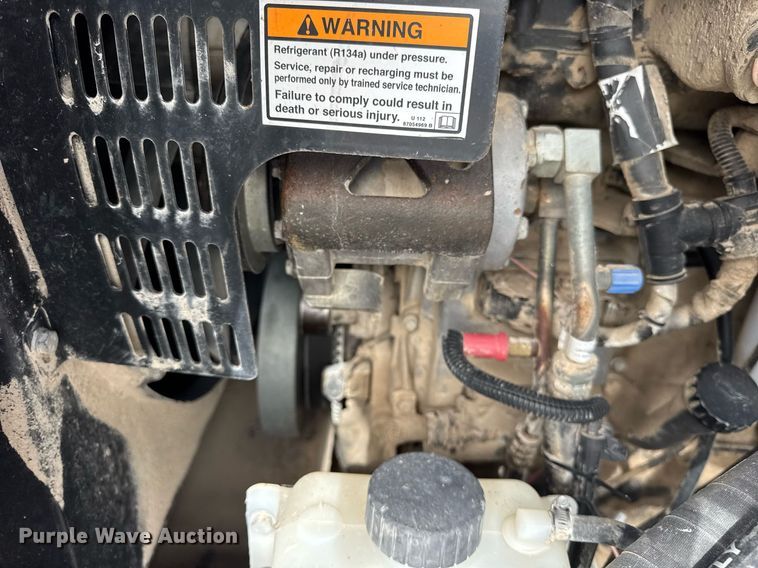 image for item DU3359 2013 Case IH Patriot 3330 sprayer