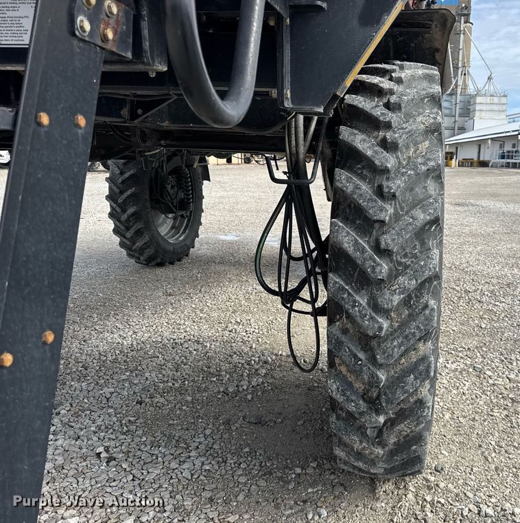 image for item DU3359 2013 Case IH Patriot 3330 sprayer