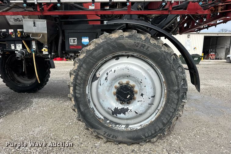 image for item DU3359 2013 Case IH Patriot 3330 sprayer