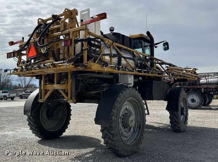 image for item DU3360 2012 Rogator RG1100 sprayer