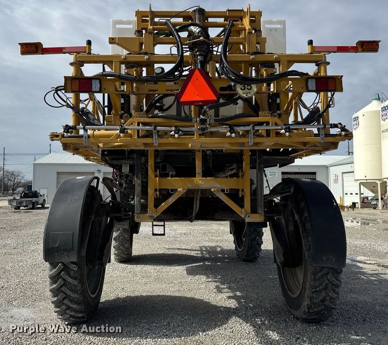 image for item DU3360 2012 Rogator RG1100 sprayer