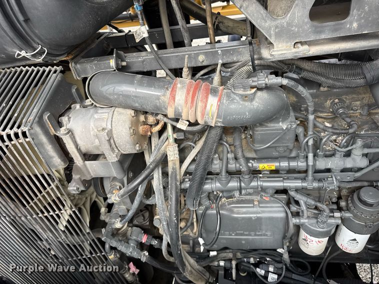 image for item DU3360 2012 Rogator RG1100 sprayer